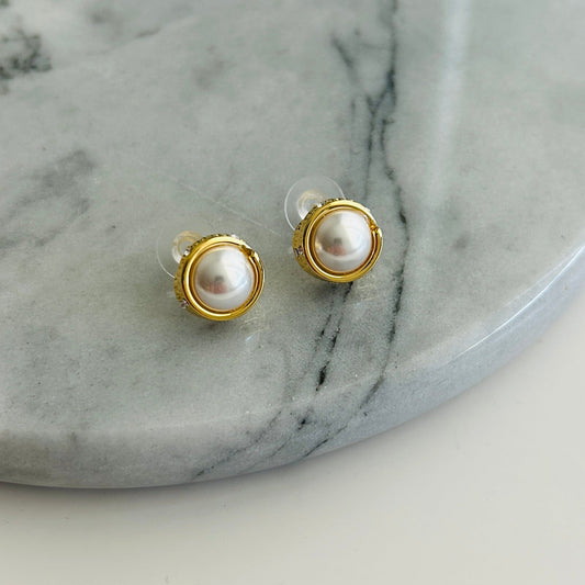 Earrings pearl